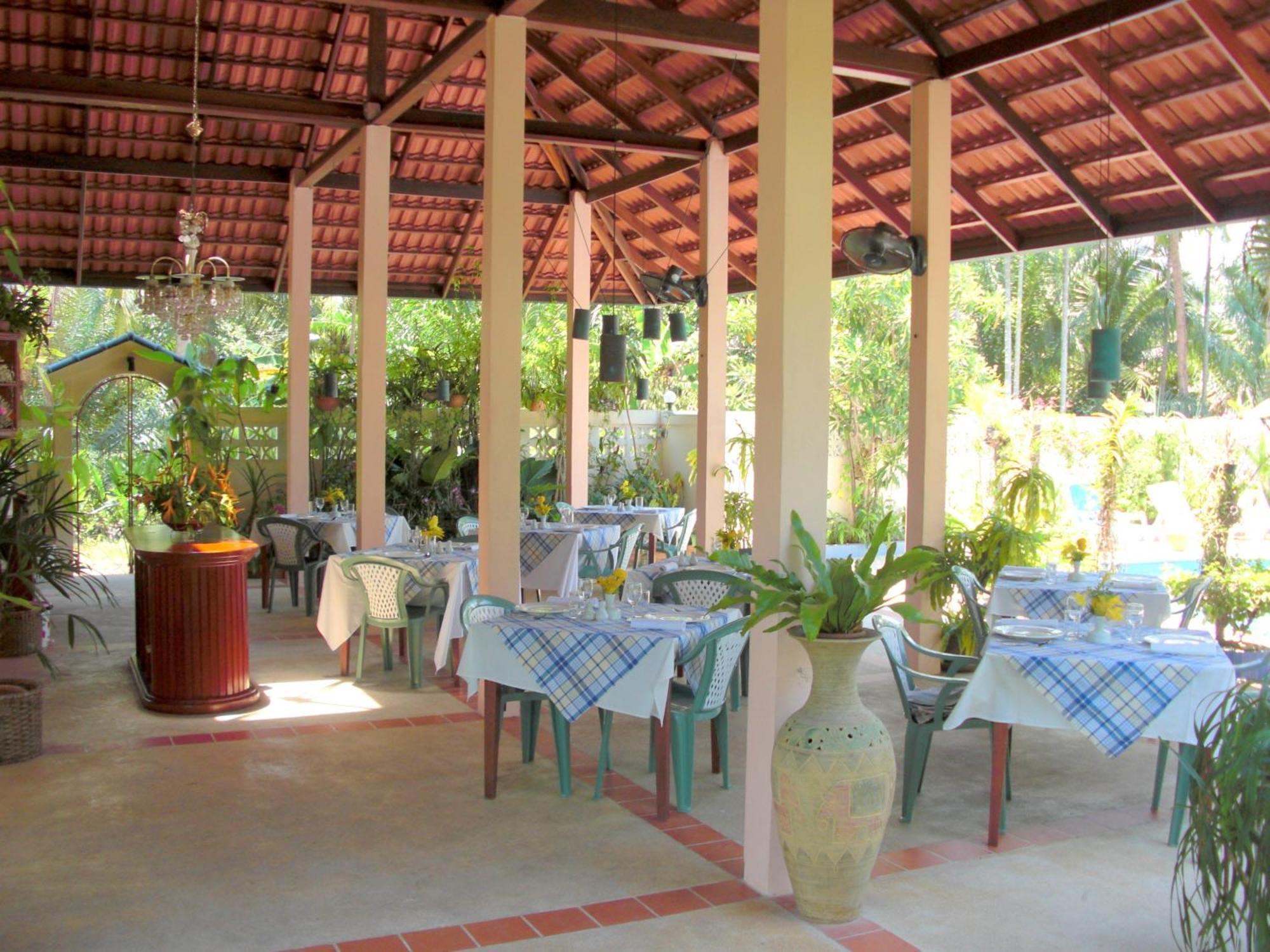 Ekman Garden Resort Sichon Exterior photo